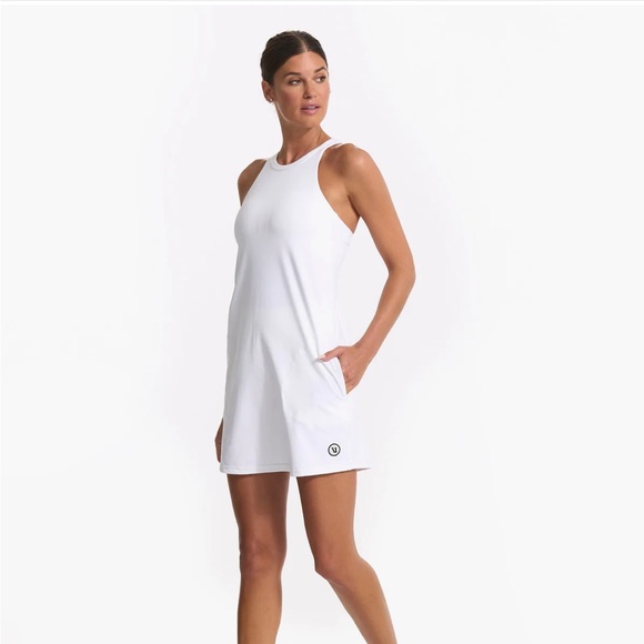 Vuori Volley Dress - Picture 2 of 7